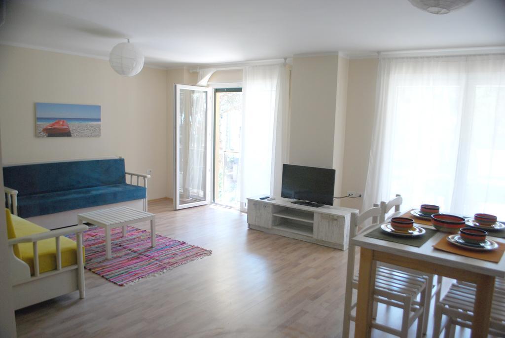 Апартаменты Rezidenca Kalter Durres Голем Экстерьер фото